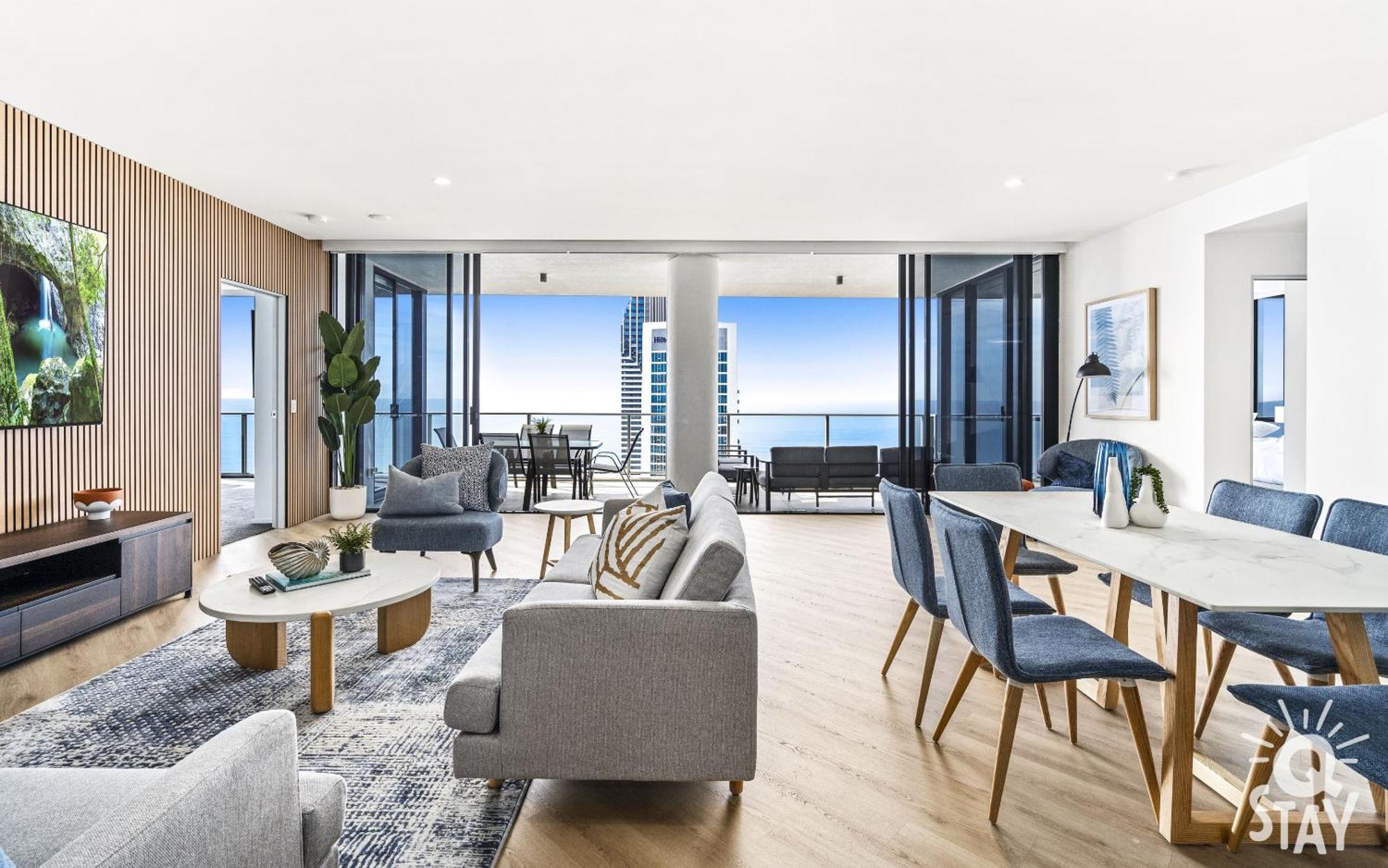 Circle On Cavill - Qstay Apartment