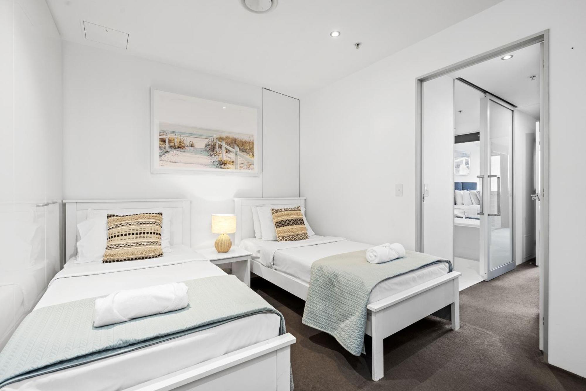 Apartment Circle On Cavill - Qstay Gold Coast